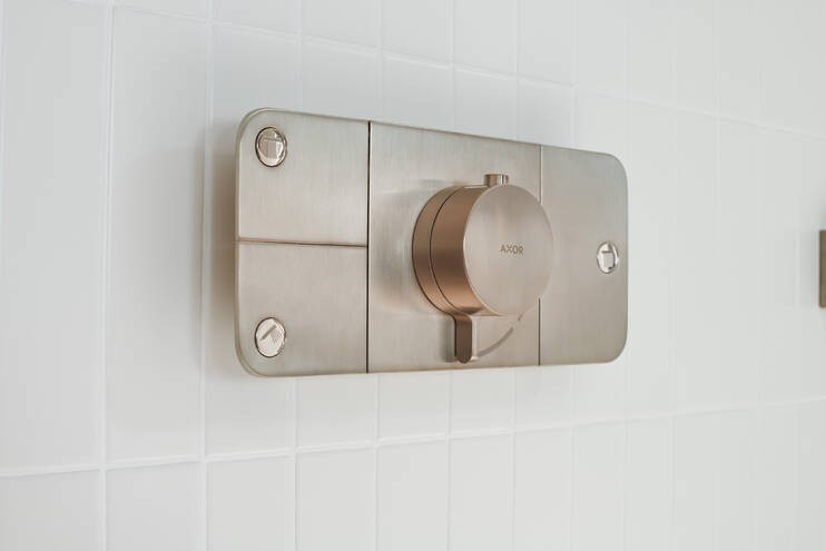 Купить купить термостат для 3 потребителей, axor one, скрытого монтажа, шлифованный никель арт. 45713820